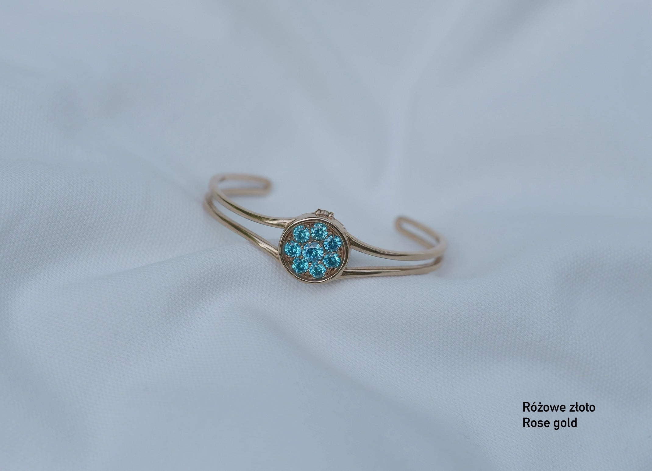 Bangle Premium Collection - blue zircons
